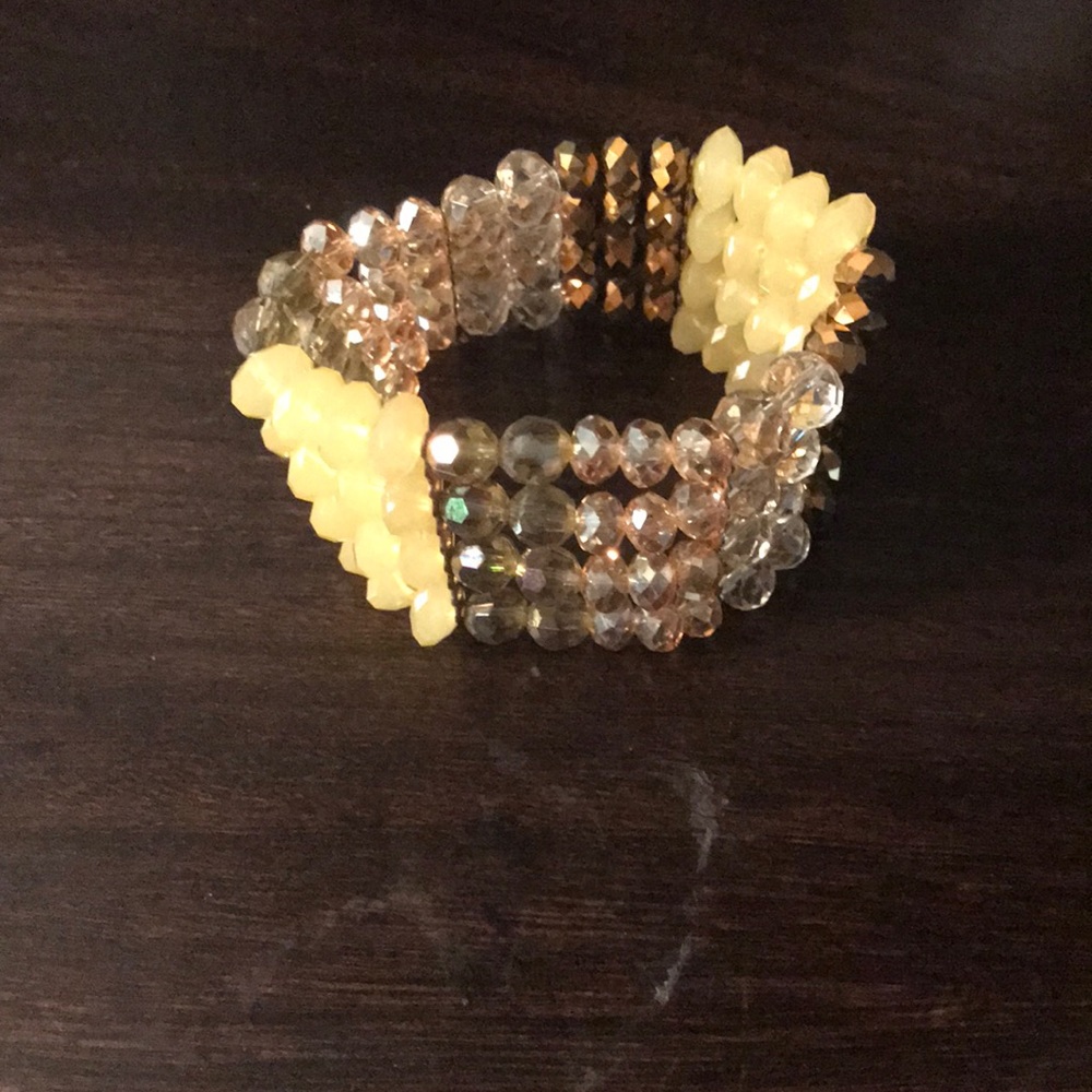 Beautiful bracelet!!